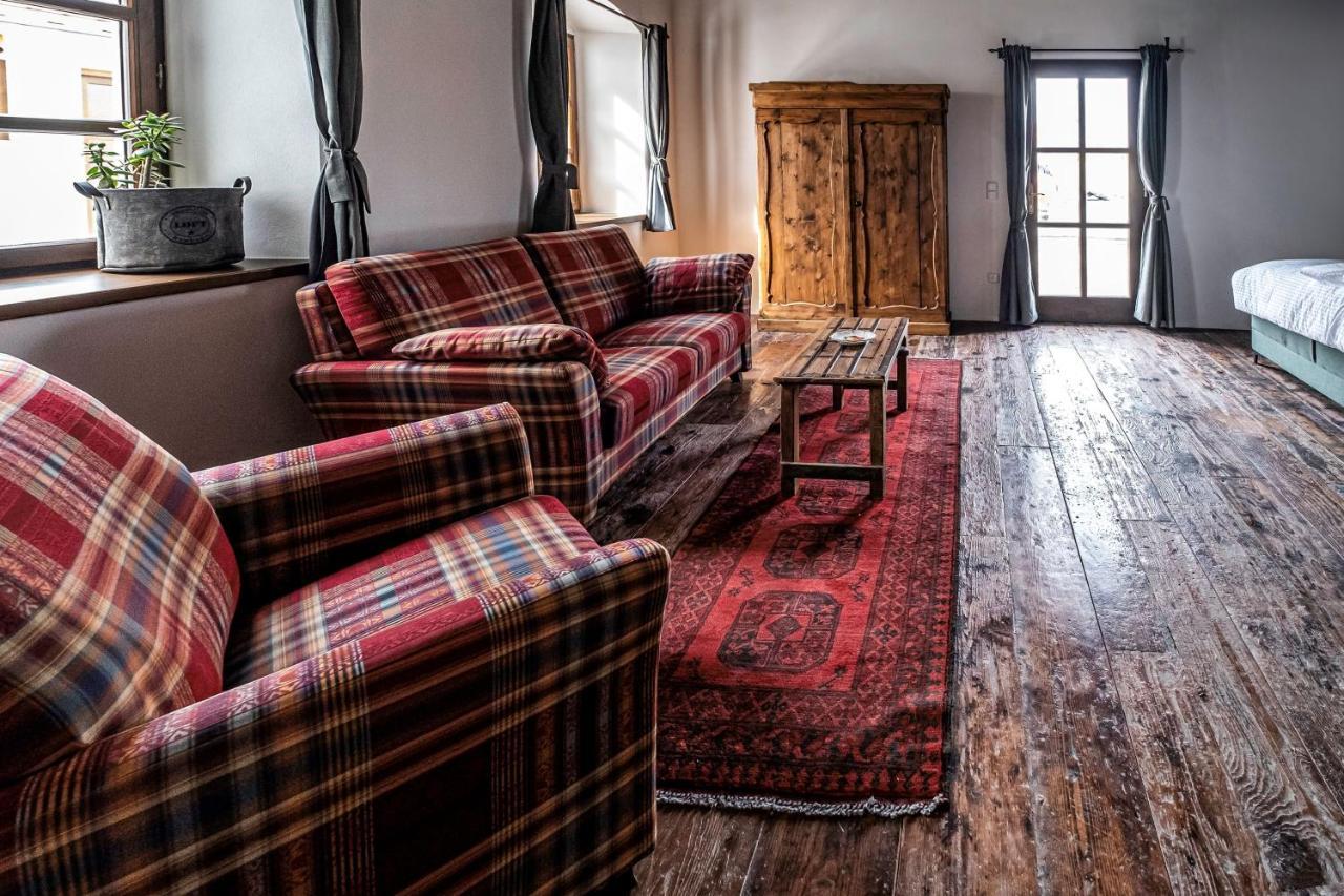 Knize Ferdinand Apartments Мікулов Екстер'єр фото