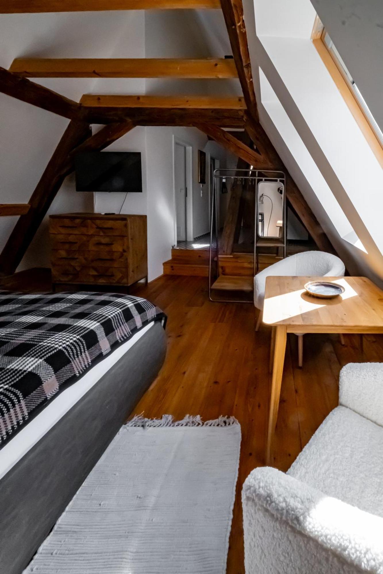 Knize Ferdinand Apartments Мікулов Екстер'єр фото
